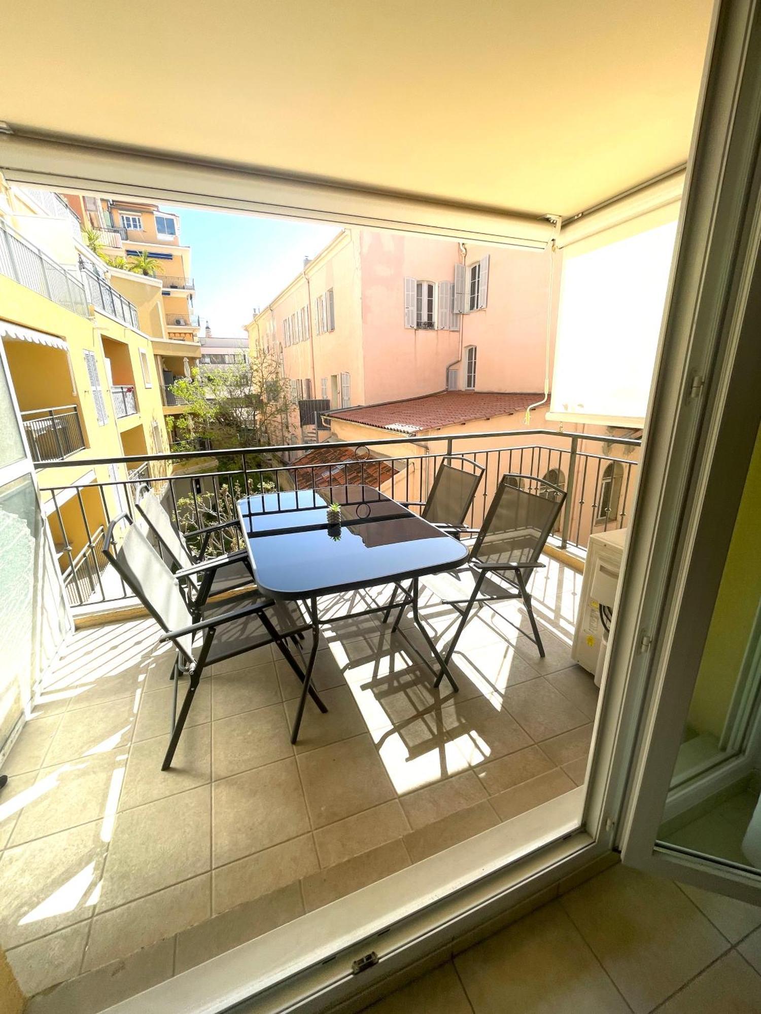 Royal Plazza, Beau T2 Centre Ville, Parking Menton Extérieur photo